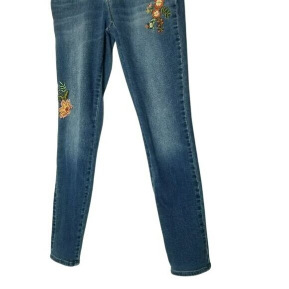 Old Navy Rockstar Mid-Rise Embroidered Floral Skinny Jeans Womens 6 Blue Denim - Picture 15 of 16